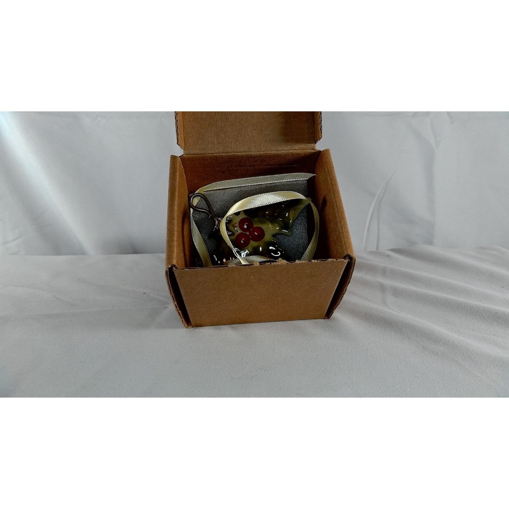 Longaberger Collectors Club Holly Leaf Christmas Ornament‎ - NIB